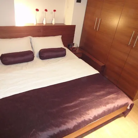 Apartment Markiz *